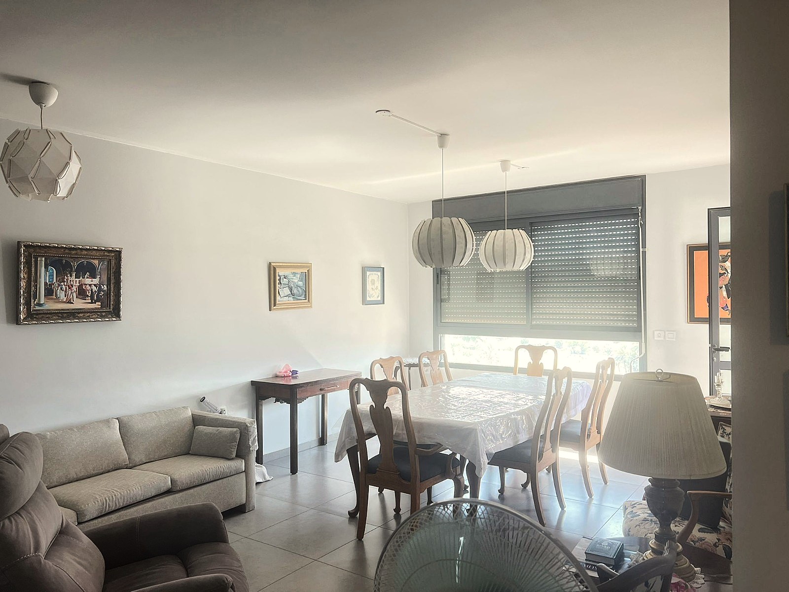 Spacious 5-Room Apartment in Dona M3 with Open Views
