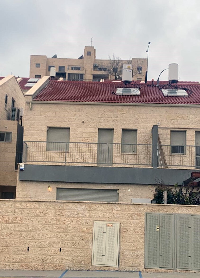 Mishkafayim cottage