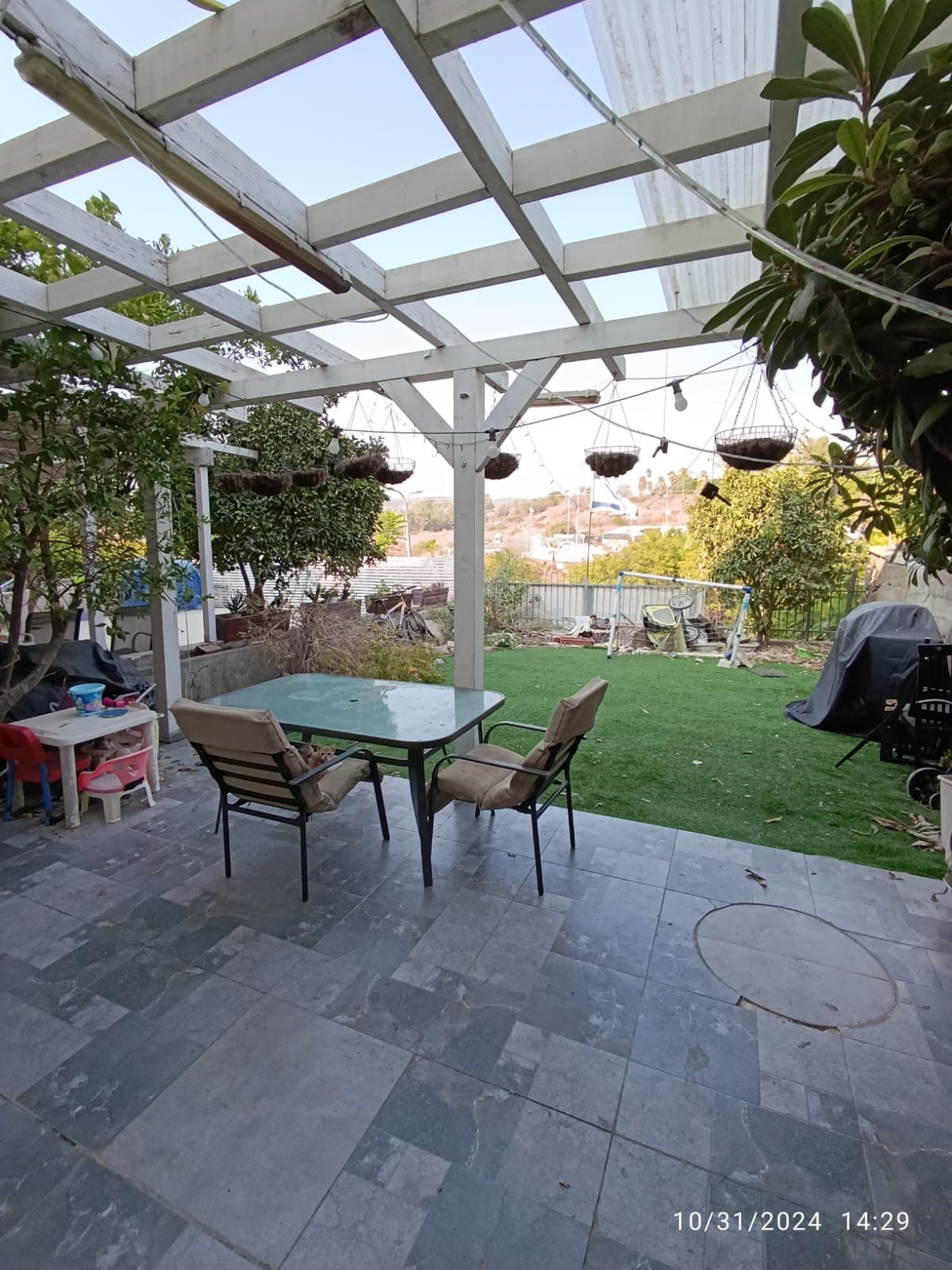 Cottage For Sale on Rechov Hateena in the Sheinfeld area of Beit Shemesh