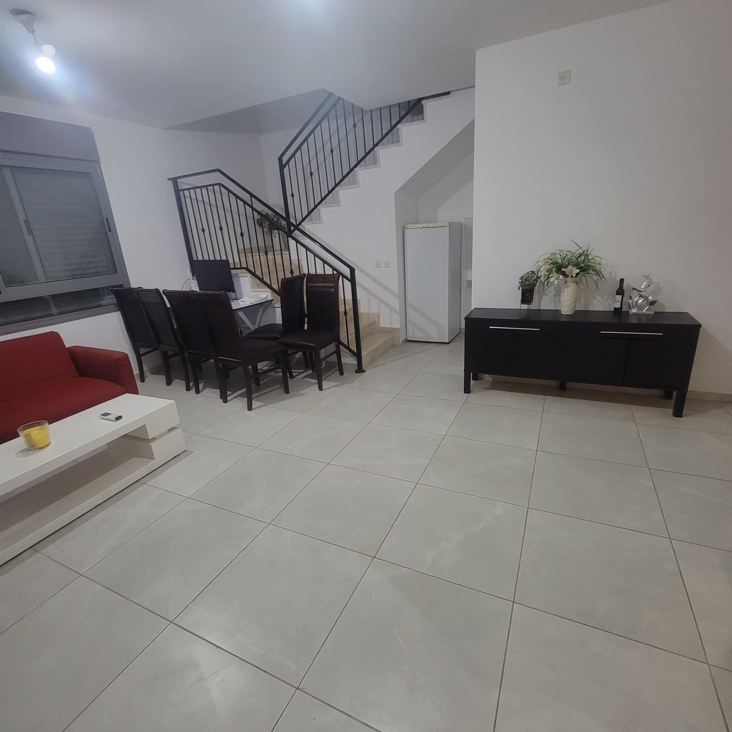 For Rent in RBS D, Abaye – 5 Room Penthouse on 3 Floors – Furnished!!